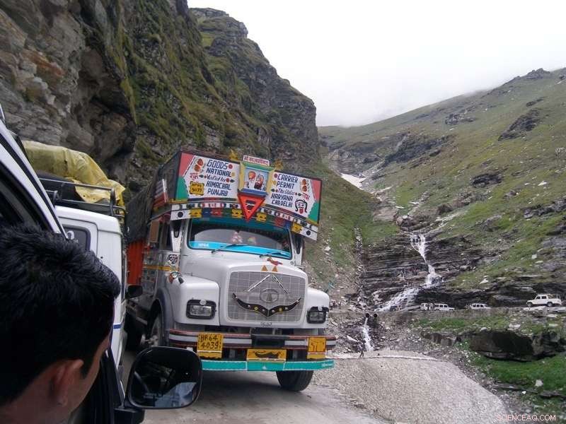 University of Cincinnati Study Reveals Traffic Pollution on Remote Himalayan Highway