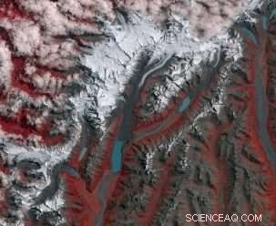 Svalbard Glaciers Shrink Rapidly: Waggonwaybreen s Retreat Since 1900