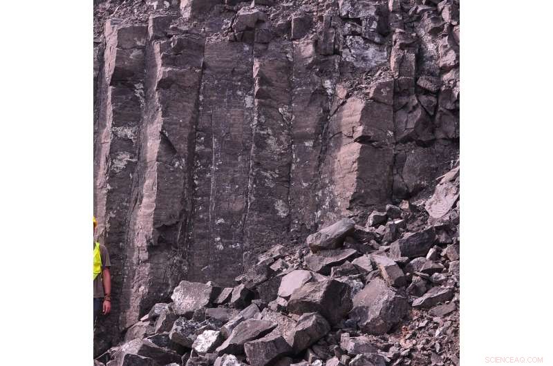 How Tectonic Shifts Influenced the Composition of Panama Canal Rocks