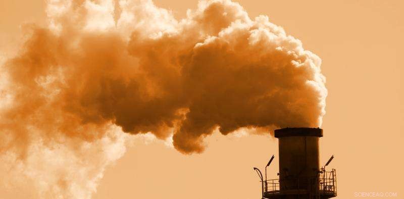 Record-High Greenhouse Gas Levels Surpass 800,000-Year Peaks