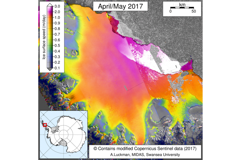 Rapid 17‑km Expansion of Larsen C Ice Rifts Signals Imminent Calving