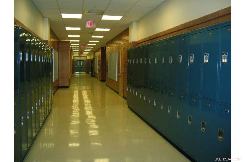 How Indoor Air in Schools May Heighten Children s PCB Exposure