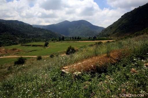 Lebanon Plans Dam on Fault Line Amid Resident Concerns