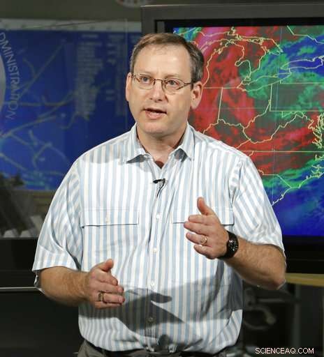 Budget Cuts Threaten Accuracy of Hurricane Forecasts, Warns Expert