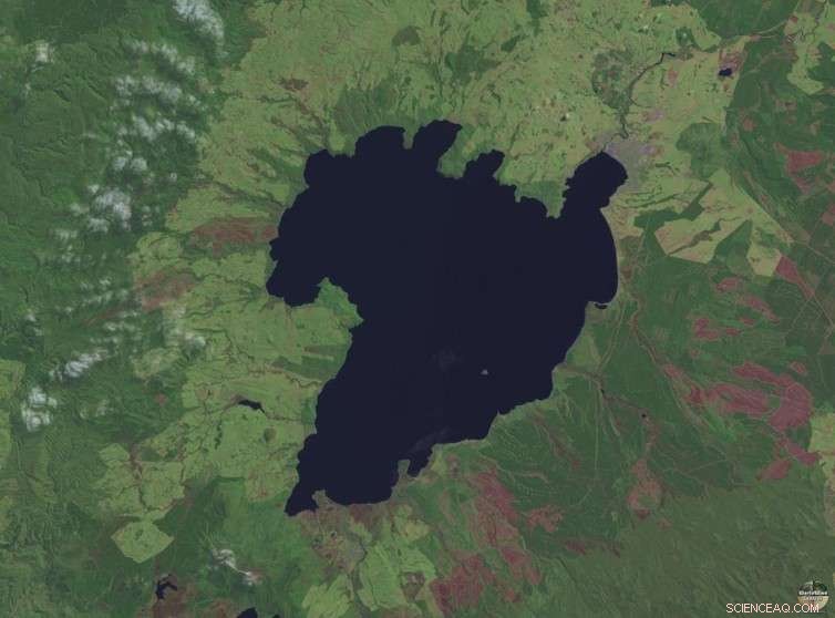 Satellites Detect Melting Rocks Deep Within Earth s Mantle Beneath Volcanic Zone