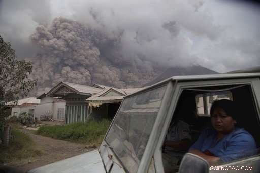 Mount Sinabung Erupts, Sending Ash Miles Across Indonesia