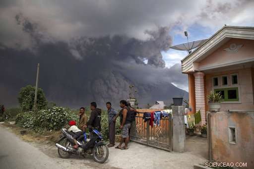 Mount Sinabung Erupts, Sending Ash Miles Across Indonesia