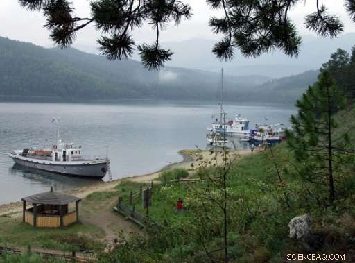 Lake Baikal Faces Severe Pollution, President Putin Raises Alarm