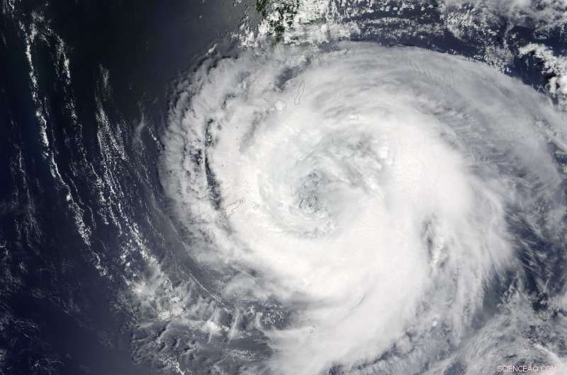 NASA Images Typhoon Noru, 37‑Nautical‑Mile Eye, Approaching Kyushu Landfall