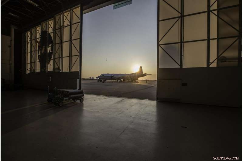 NASA s ORACLES Mission Flies Over Africa to Study Smoke and Cloud Interactions