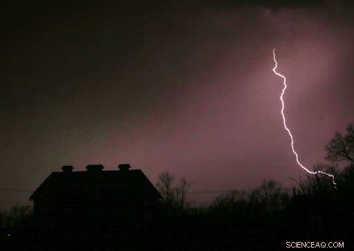 New Research Shows Lightning Strikes Are Becoming Safer for Americans