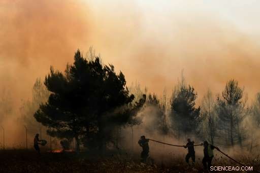 Greece Appeals to EU for Air Support to Fight Wildfires