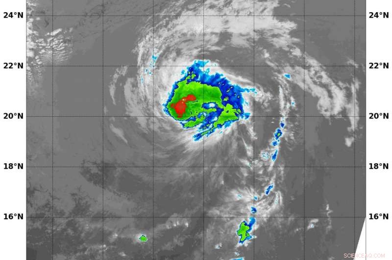 NASA Detects Wind Shear Weakening Hurricane Kenneth