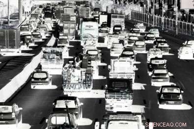 Flex‑Fuel Cars Emit 30% More Nanoparticles When Switching from Biofuels to Fossil Fuels