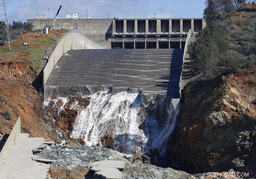 Experts Reveal How Design and Construction Failures Sparked Dangers at the Nation’s Tallest Dam