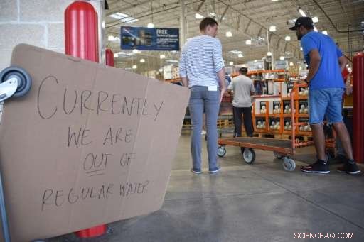 Miami Residents Strip Shelves as Hurricane Irma Approaches