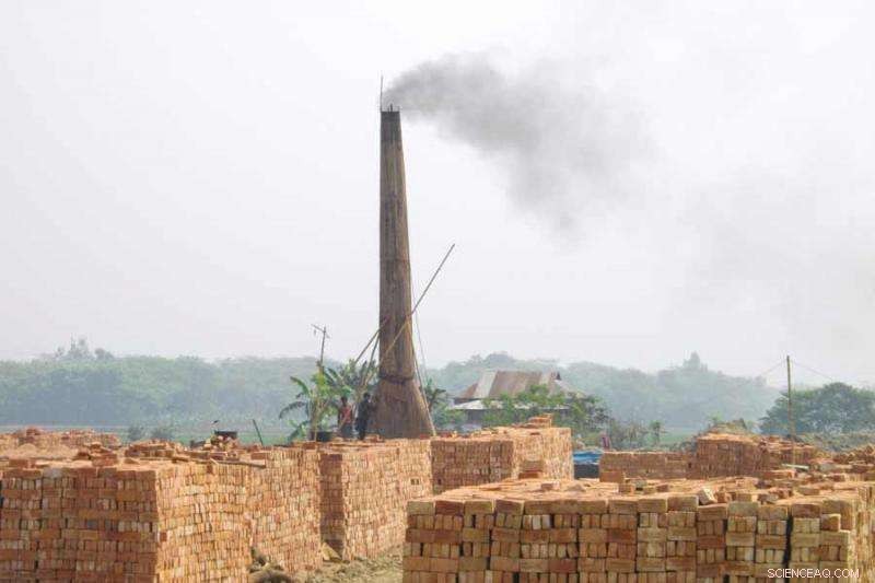 Scientists Measure Environmental Impact of Brick Kilns Across South Asia