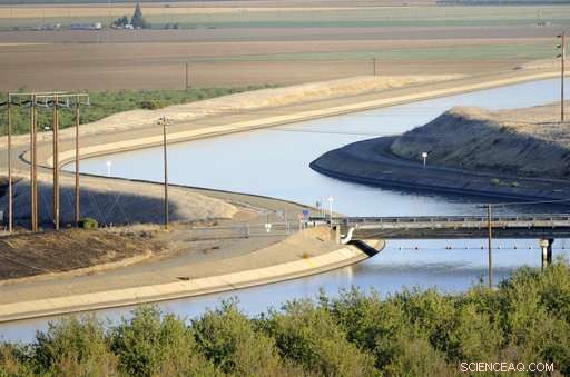 California Farm District Rejects Governor Brown’s Water Tunnel Proposal