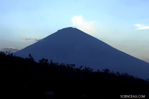Bali Volcano Alerts Persist as Danger Signs Continue a Week After High Alert