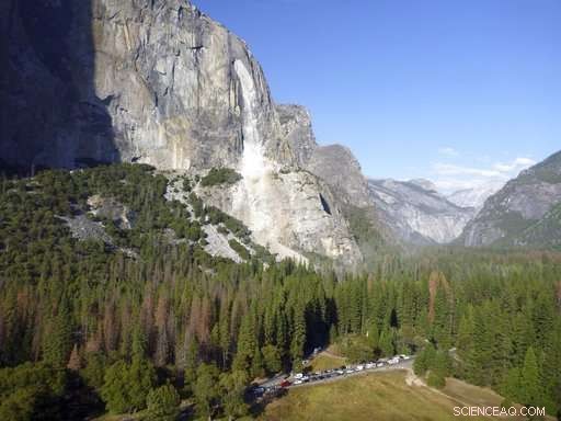 Yosemite Rockfall: No Heightened Danger for Visitors