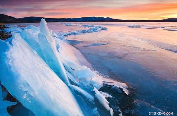 98 Scientists Unveil Comprehensive 2,000-Year Global Temperature Database