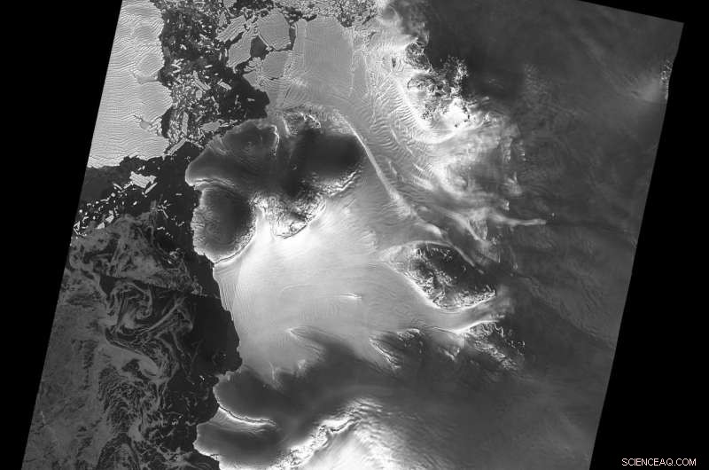 Hidden Ice Canyons: New Discoveries Reveal Antarctic Shelves  Hidden Fragility