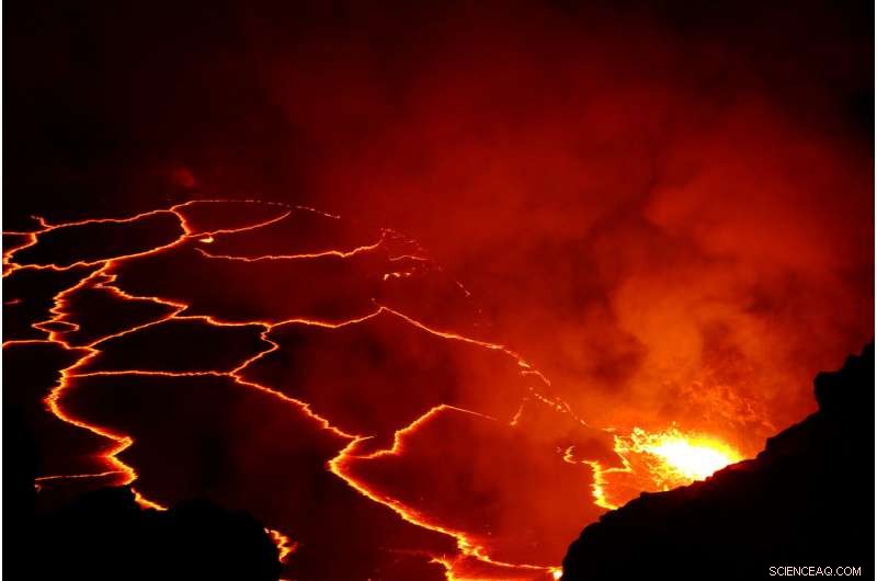 Scientists Question the Role of Plate Tectonics in Supporting Life