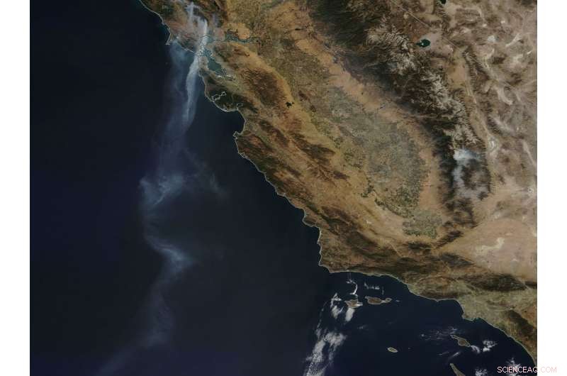 NASA Satellite Captures 500-Mile Smoke Trail from California Wildfires