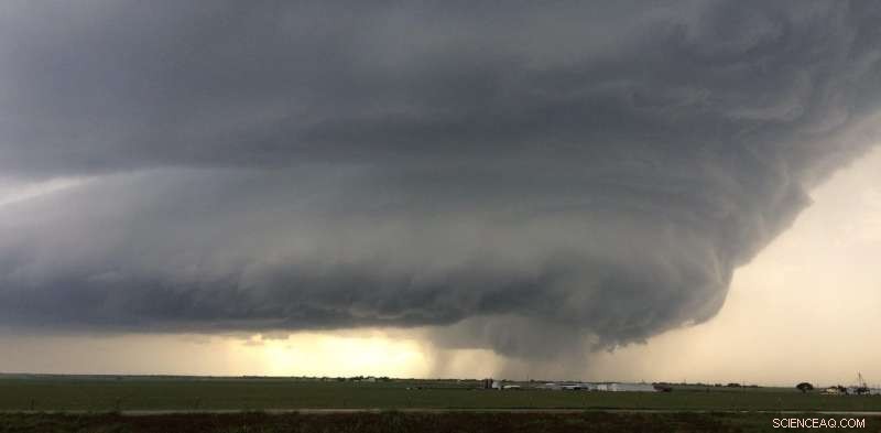 Tropical Thunderstorms Expected to Intensify with Global Warming