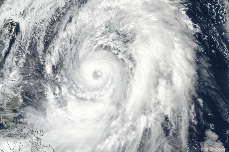 Suomi NPP Satellite Reveals 50‑Mile‑Wide Eye of Typhoon Lan