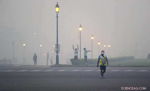 Study Reveals Pollution Causes More Deaths Than War, Disaster, or Hunger