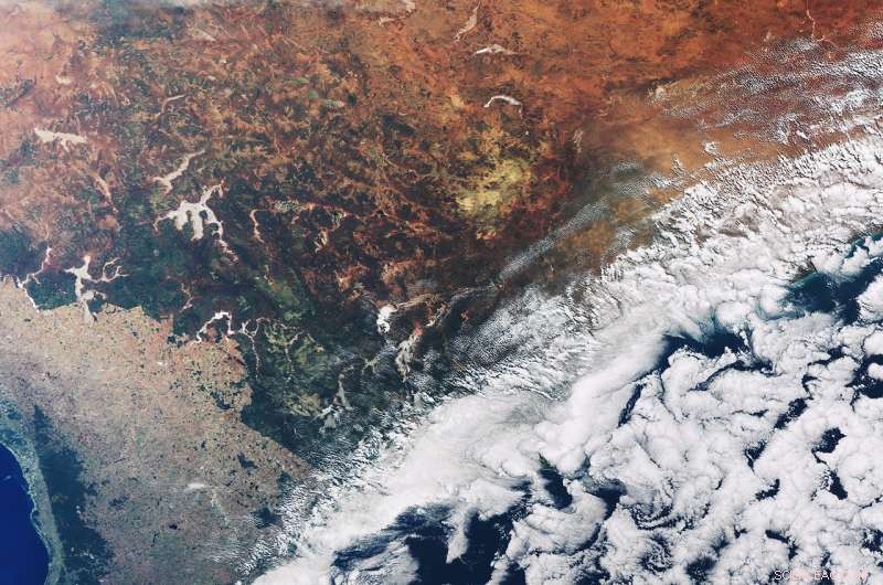 Aerial View of Australia’s Southwestern Corner: Sentinel‑3A Satellite Image