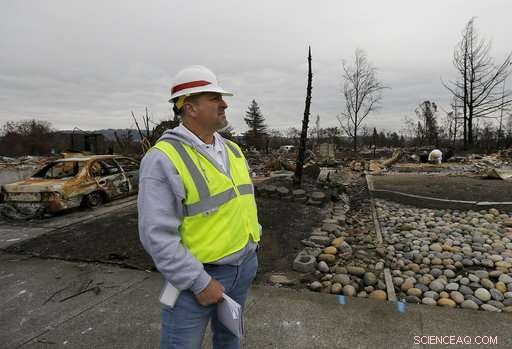 Clearing Ruins Launches New Phase in California Fire Cleanup