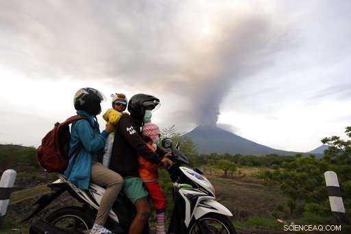 Mount Agung Eruption Triggers Mass Evacuation and Closes Bali Airport