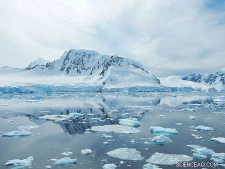 Undersea Terrain Drives Hot Spots of Ocean Mixing, Caltech Study Shows