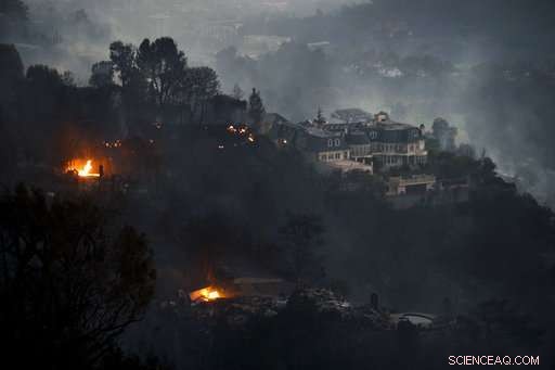 Largest Wildfire Threatens Communities Northwest of Los Angeles – Latest Update