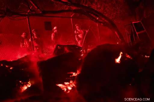 California Alerts 12 Million Residents About Fire Danger via Text Messages