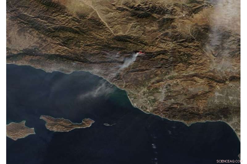 NASA Reveals How a Few Days Changed the Thomas Fire’s Course