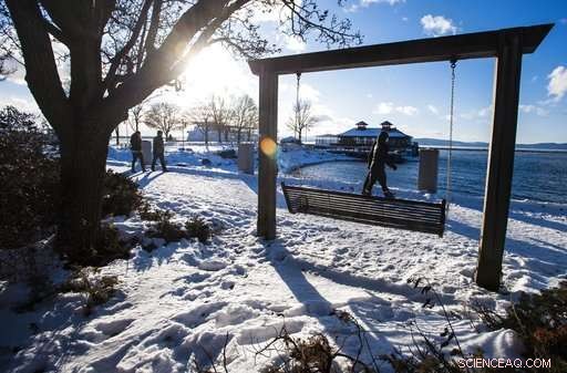 Extreme Winter: Record Cold and Heavy Snowfall Sweeps Northern U.S.