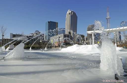 Major Winter Storm Predicted to Blanket Florida to the Carolinas with Snow