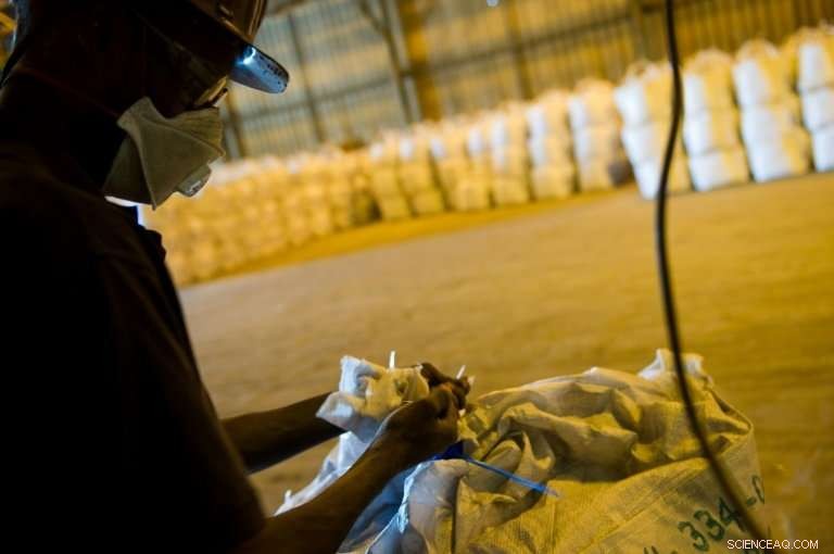 DR Congo Revises Mining Code to Maximize Gains from Cobalt Battery Boom