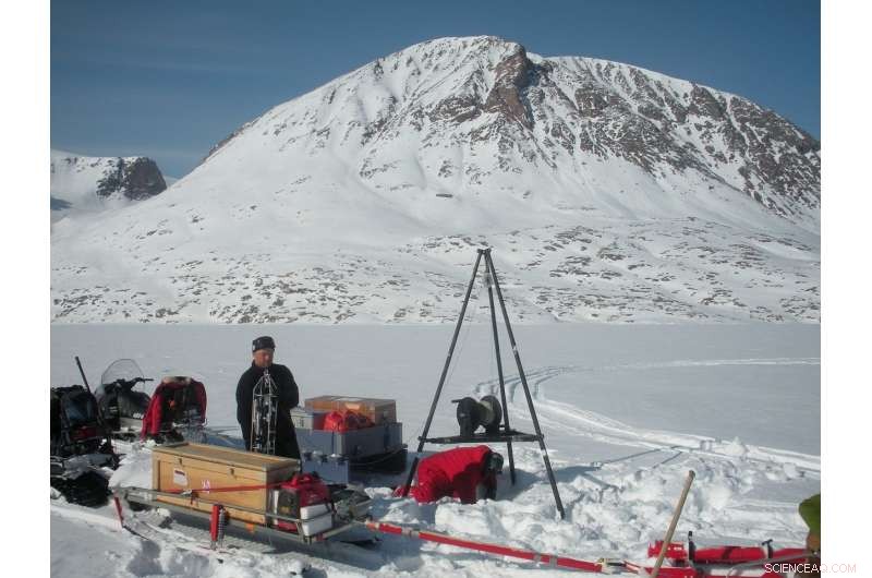 Earth s Internal Heat Accelerates Greenland Ice Sheet Retreat