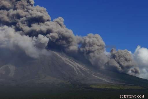 Mayon Volcano Emits Lava Fountains; 56,000 Residents Evacuated – Latest Update