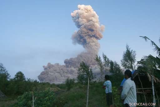 Philippines Prepares for Extended Crisis as Mayon Volcano Erupts