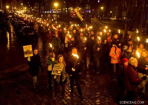 Man‑Made Quakes Push Dutch to Transition Away from Gas