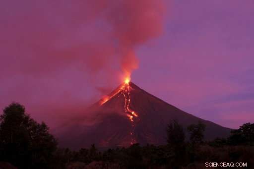Philippine Volcano Emits Heavy Ashfall, Disrupting Road Traffic
