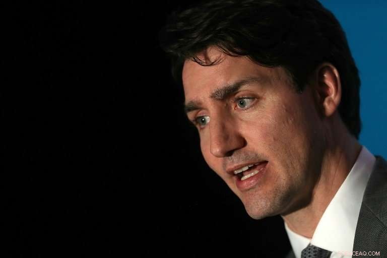 Canadian Provinces Clash Over Pacific Pipeline Expansion