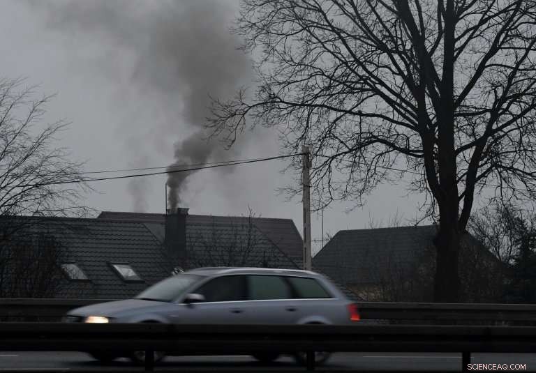 Poland Faces Deadly Smog Amid Coal‑Fueled Economy