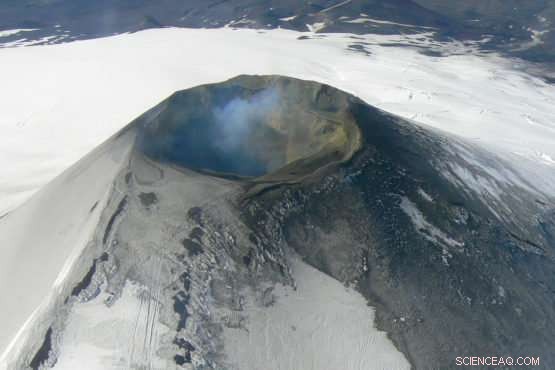 Scientists Tap Volcanic Infrasound to Improve Eruption Forecasts