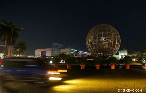Earth Hour: Global Icons Dim Lights to Raise Climate Change Awareness
